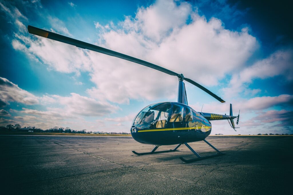 Helicopter flight training in Louisville, KY