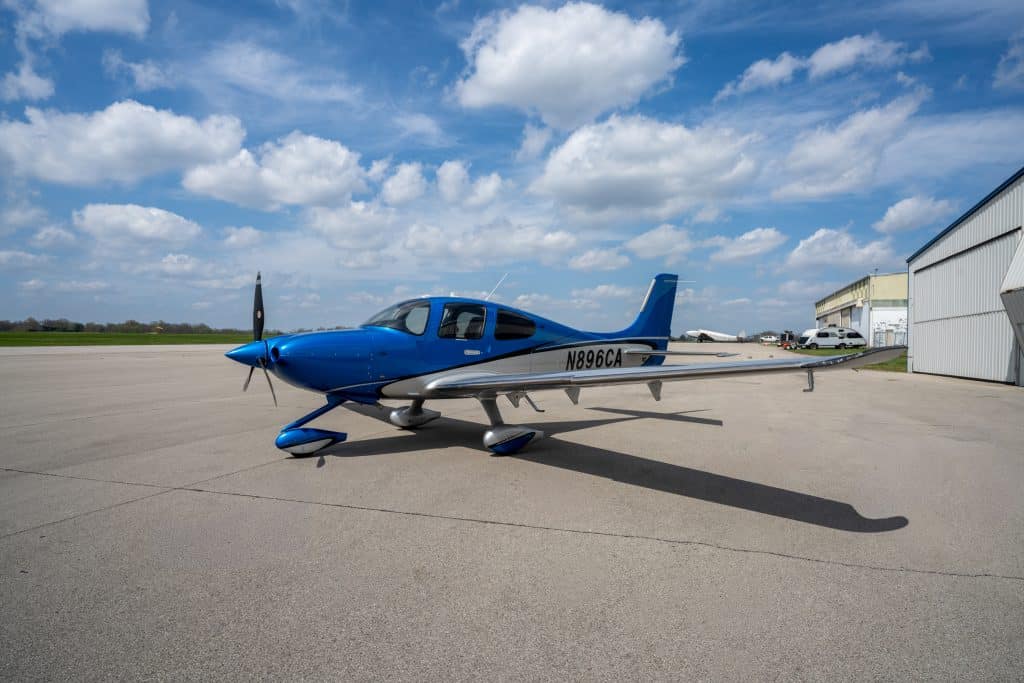 Cirrus transition training aircraft