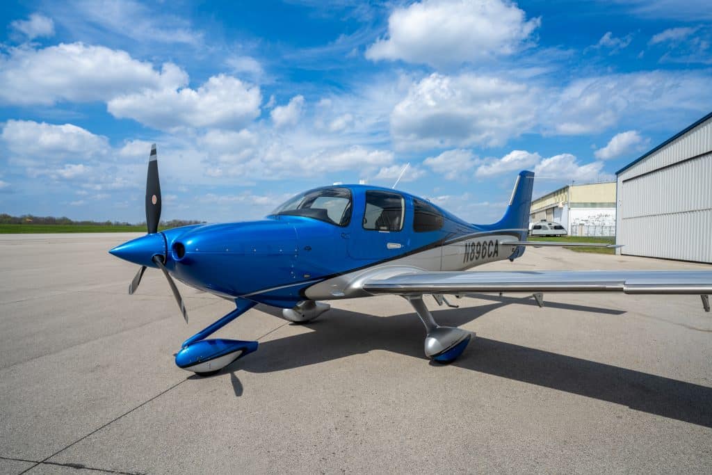 Cirrus transition training aircraft