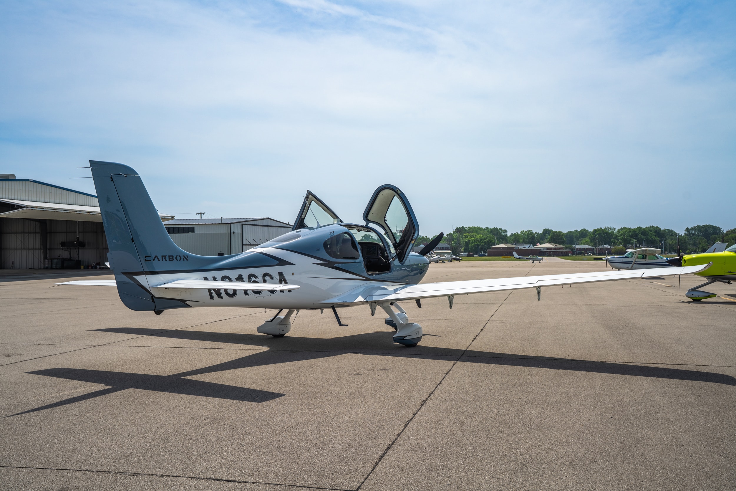 Cirrus Aircraft Rentals in Louisville