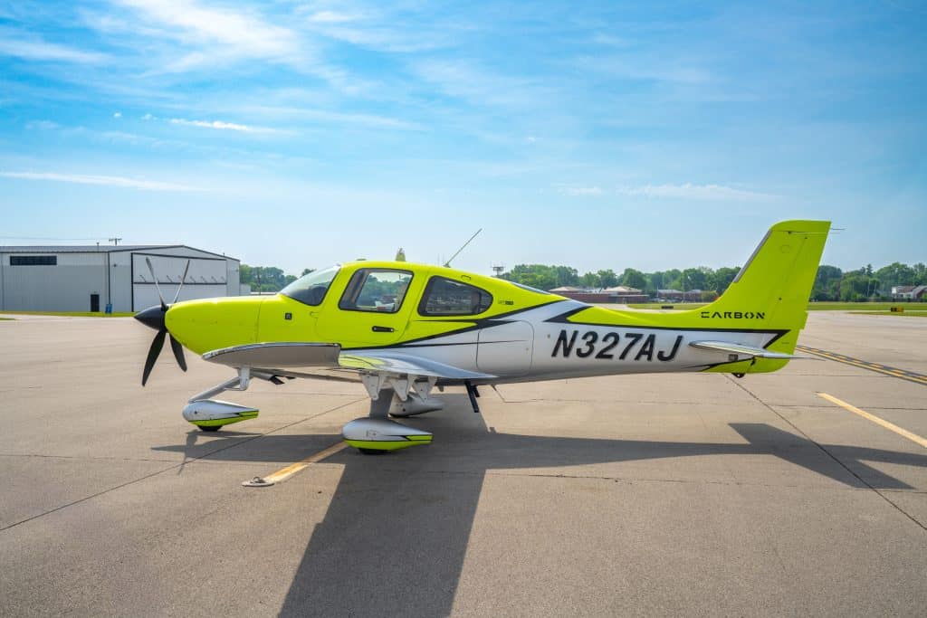 Cirrus Aircraft Rentals in Louisville