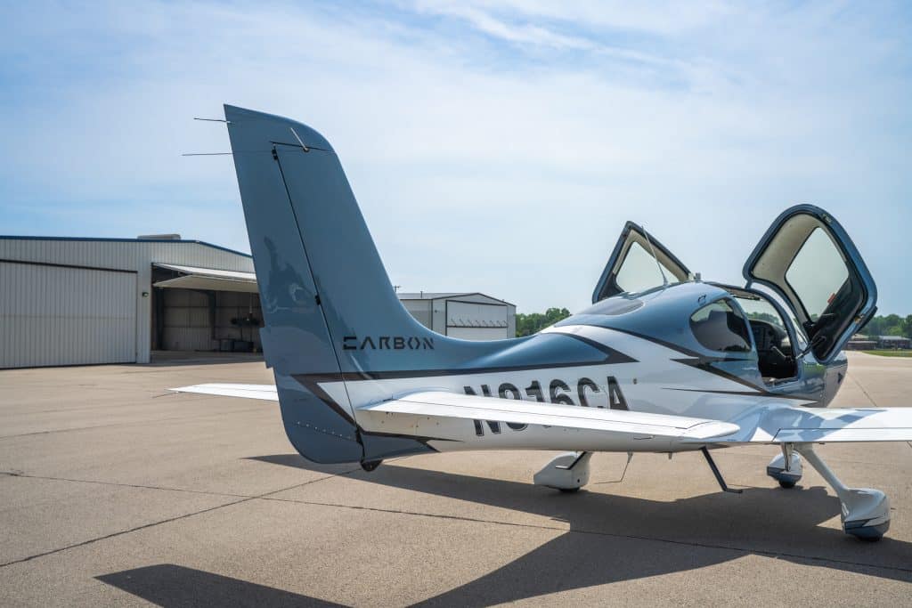 Cirrus Aircraft Rentals in Louisville