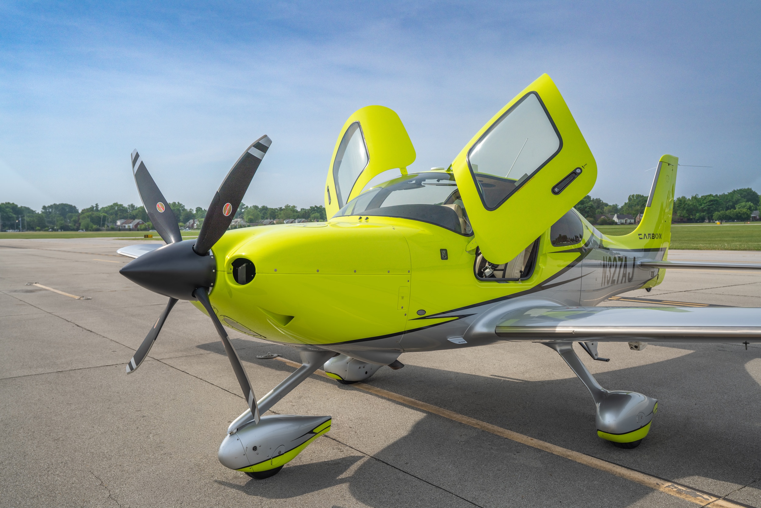 Cirrus Aircraft Rentals in Louisville