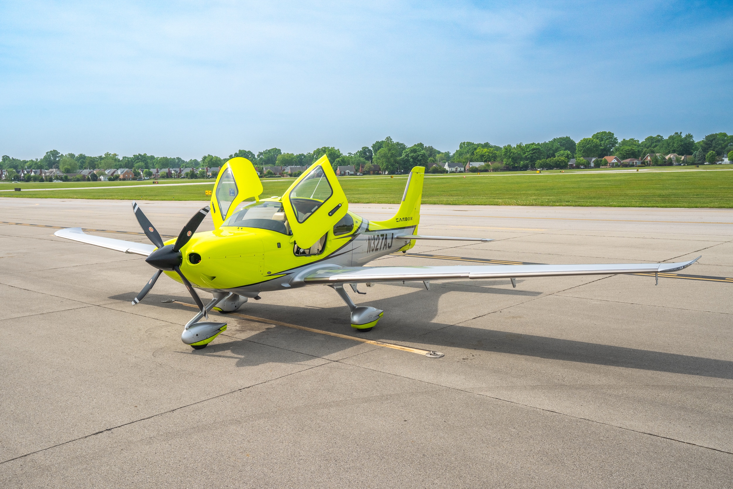 Cirrus Aircraft Rentals in Louisville