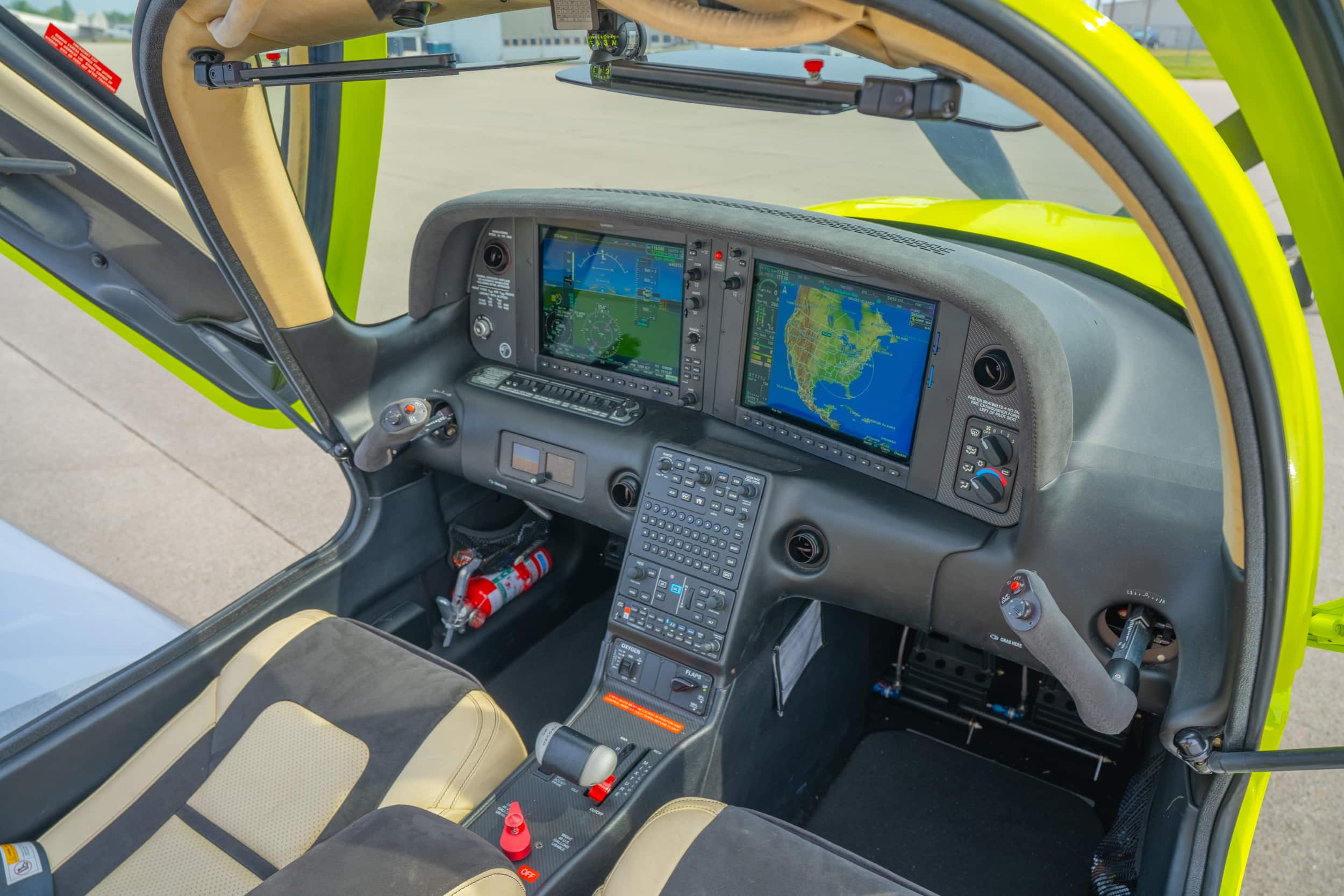 Cirrus Aircraft Rentals in Louisville