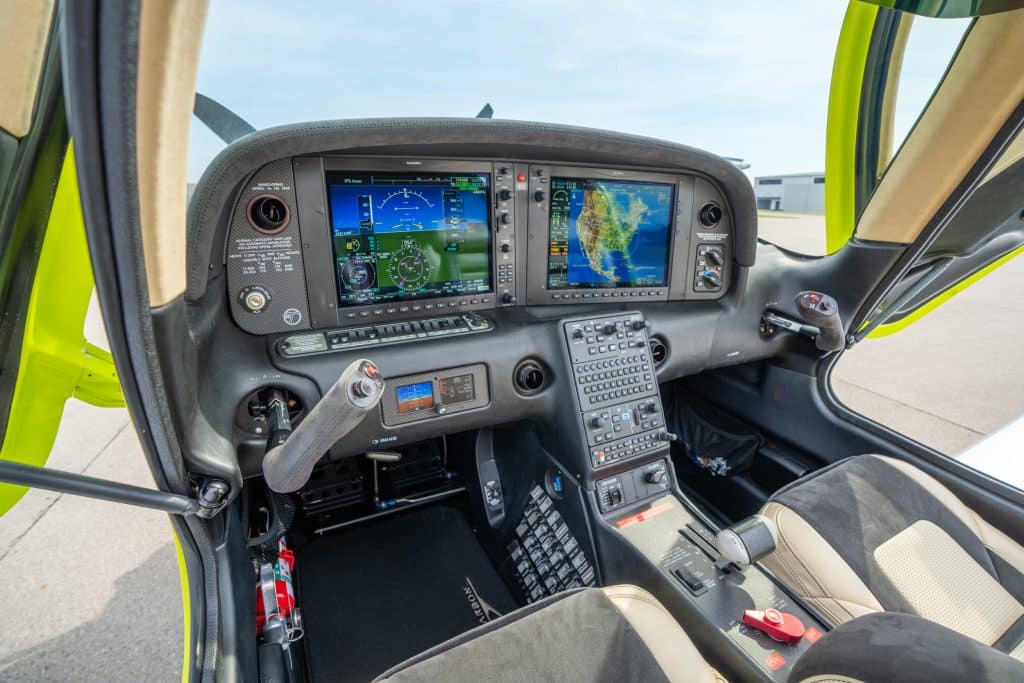 Cirrus Aircraft Rentals in Louisville