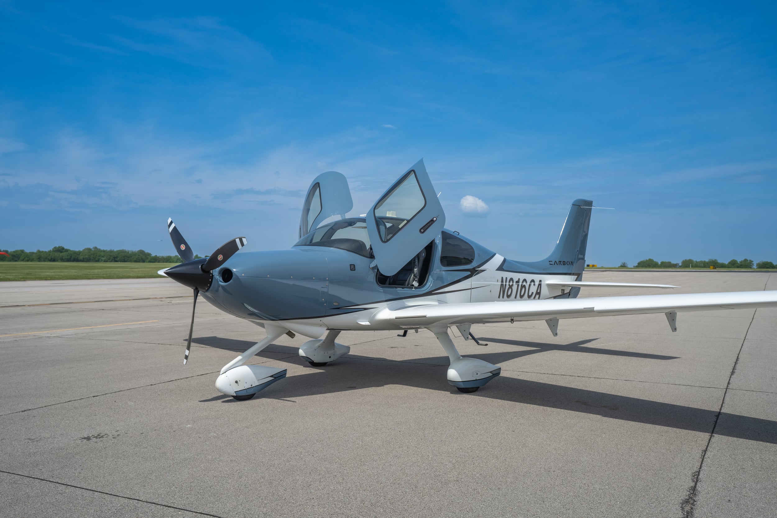 Cirrus Aircraft Rentals in Louisville
