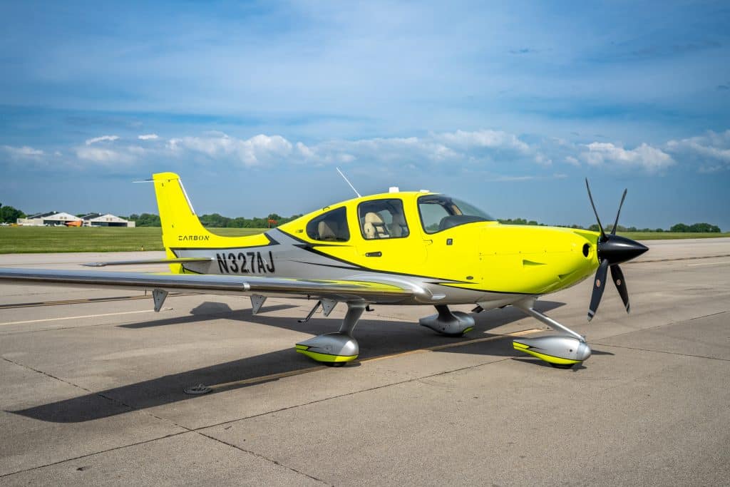Cirrus flight training at Bowman Field