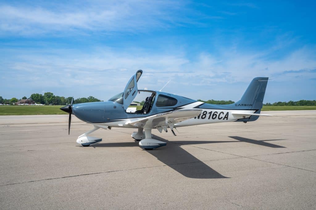 Cirrus Aircraft Rentals in Louisville
