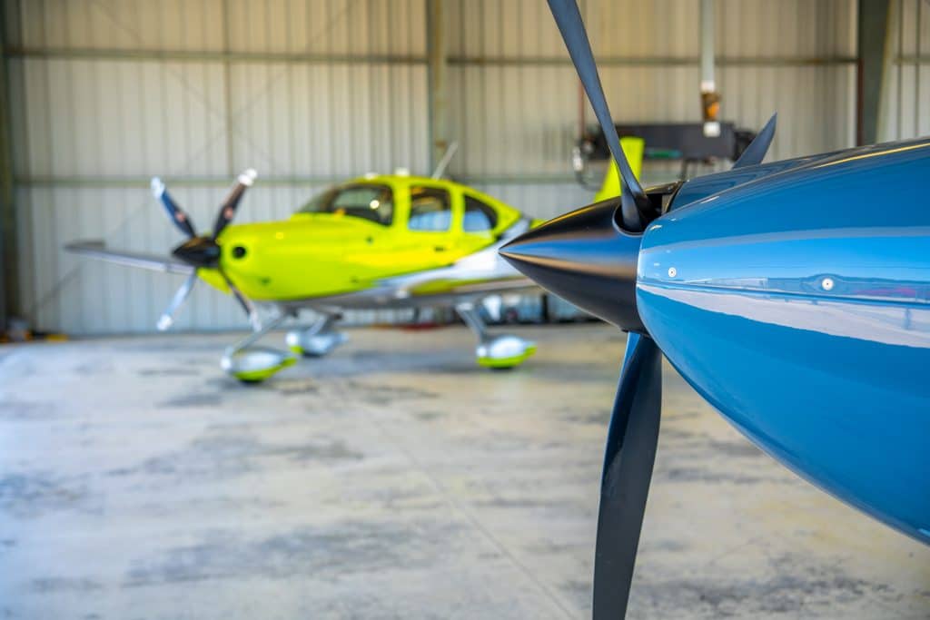 Cirrus rental aircraft in Louisville, Kentucky