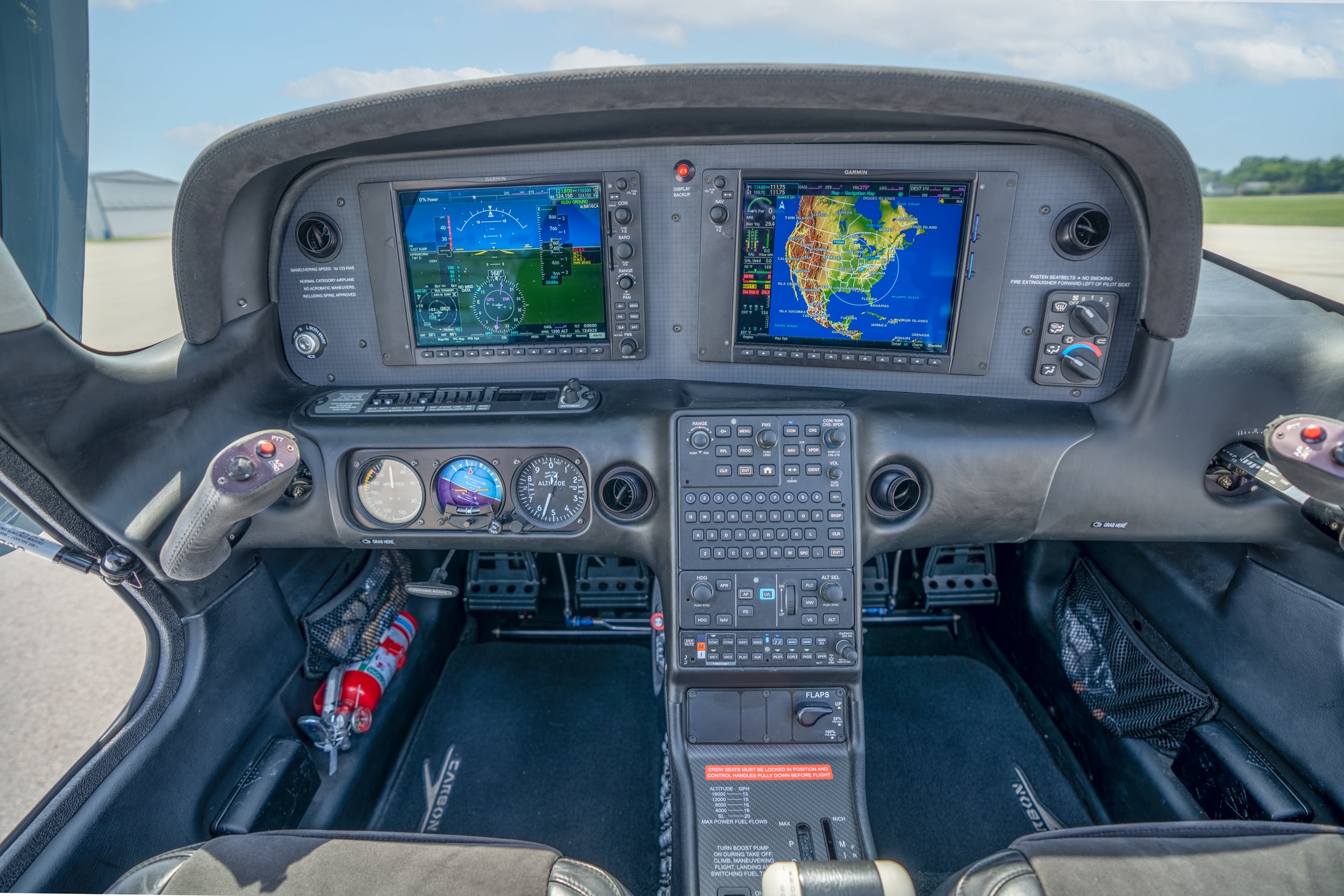 Cirrus Aircraft Rentals in Louisville