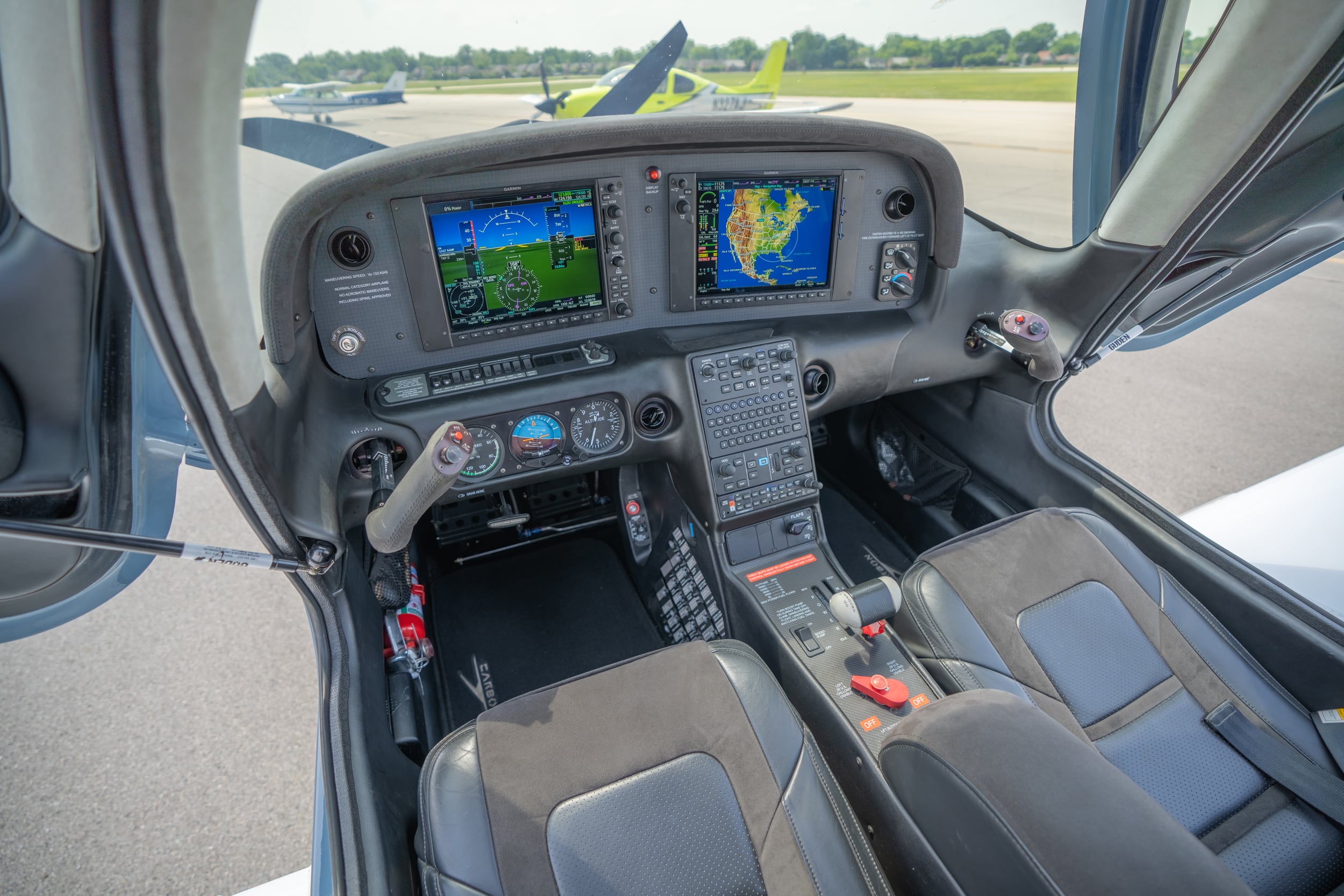 Cirrus Aircraft Rentals in Louisville
