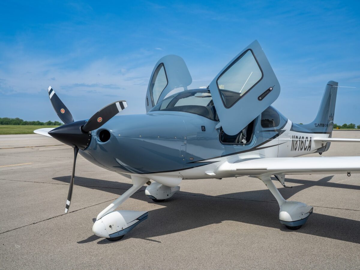 Cirrus SR20 G6 Carbon, tail number N816CA, on the ramp at the historic Bowman Field in Louisville, Kentucky